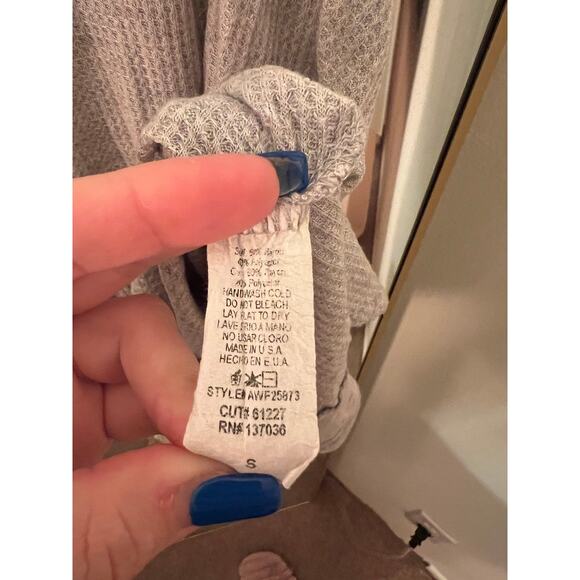 Lazy Sundays Women's High Low Waffle Knit Tank Top Sleeveless Gray Size Small - Picture 3 of 4